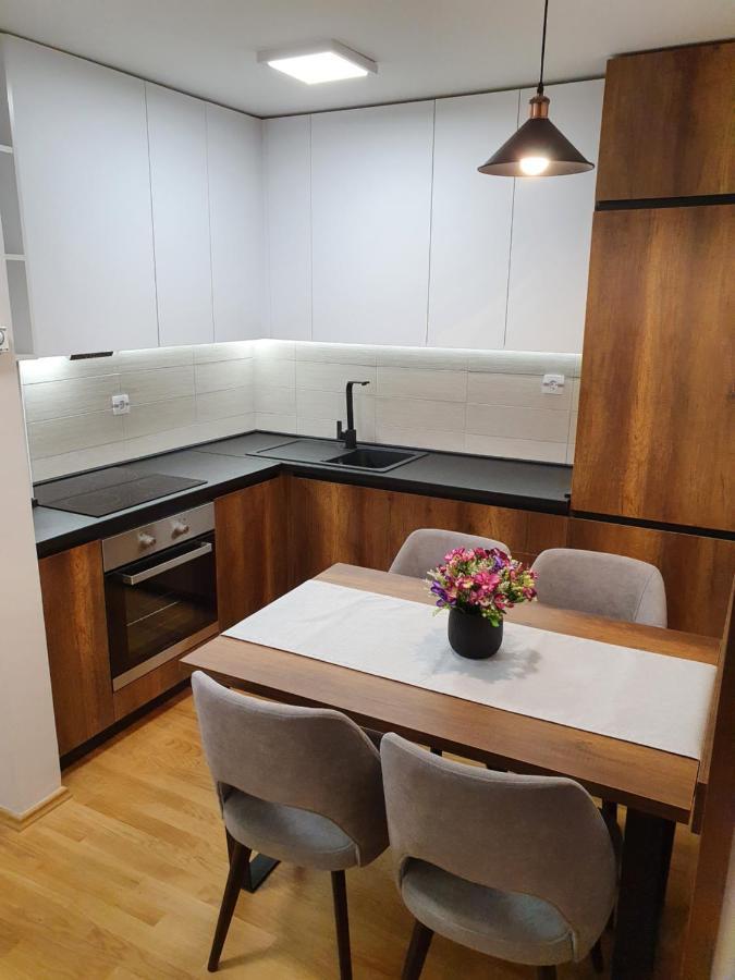 מוורובו Filip&Yana Apartment מראה חיצוני תמונה