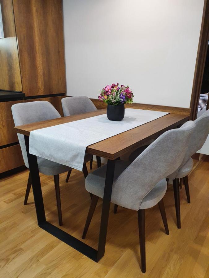 מוורובו Filip&Yana Apartment מראה חיצוני תמונה